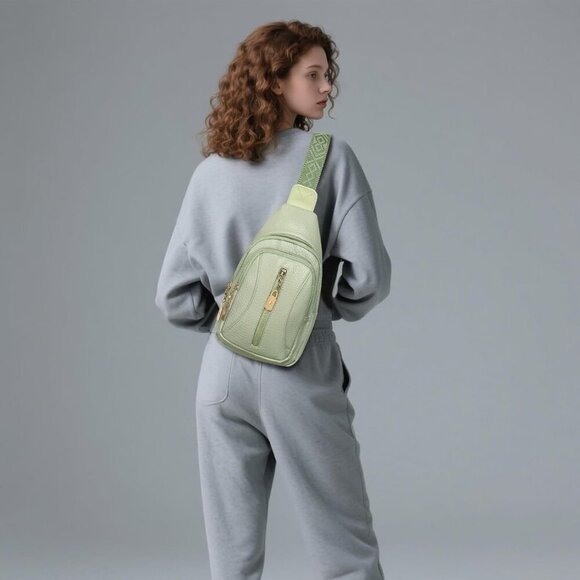 Chic Vegan Leather Sling Bag for Women - Lightweight and Secure Travel Accessory - Picture 6 of 6